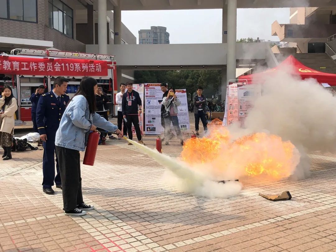 祝贺纪杰研究员荣获全国科普工作先进工作者称号，科普事业再添新星(图10)