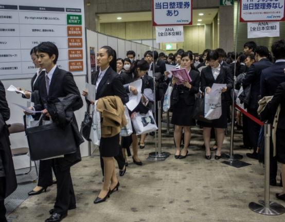 中日再战可能性分析：日本若轰炸中国本土，能否承受中国的反击？(图9)