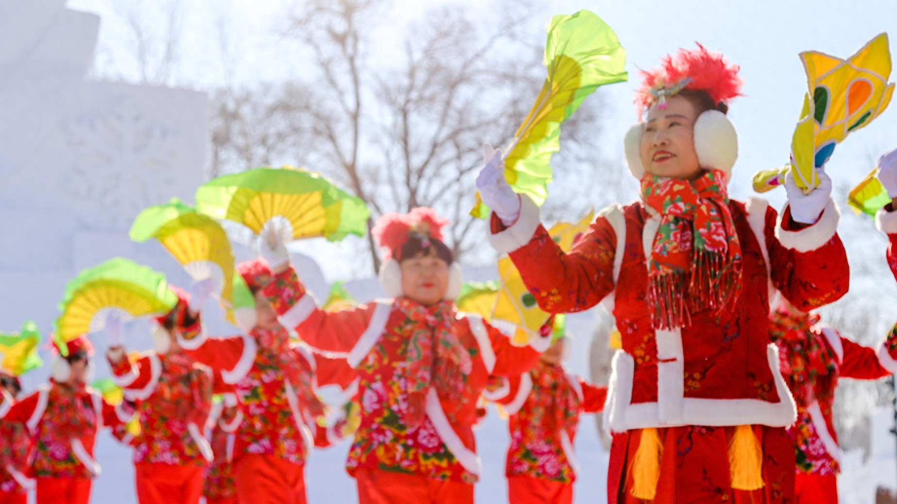 老外眼中的亚冬会：团圆时节乐享闹元宵的奇